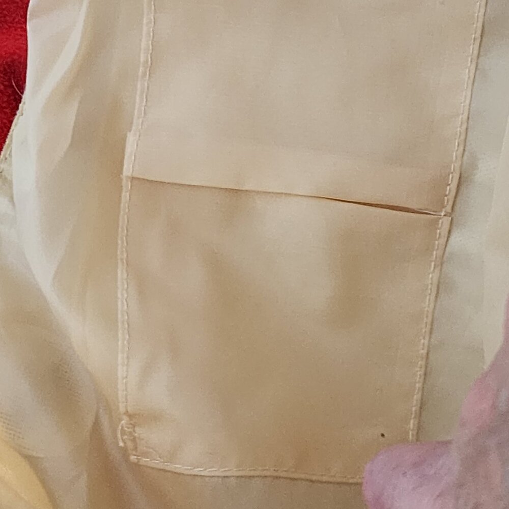 Ulta Beauty Linen Silver PVC Trimmed Poly Lined Quilted Snap Closure Tote Bag - Picture 14 of 16